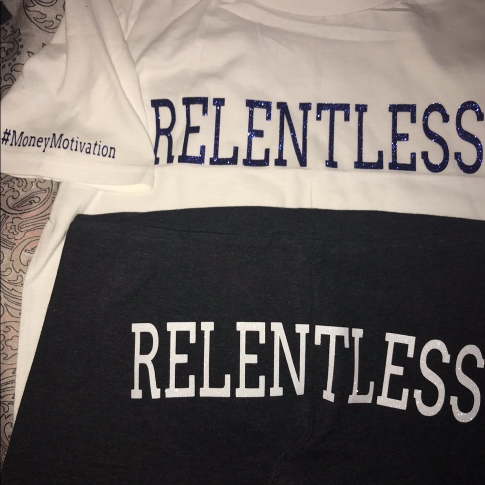 RELENTLESS SET - Picture 2 of 2